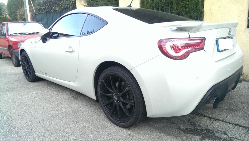 Wheel Directory: OZ Formula HLT 18x7.5 +48 - Toyota GR86, 86, FR-S