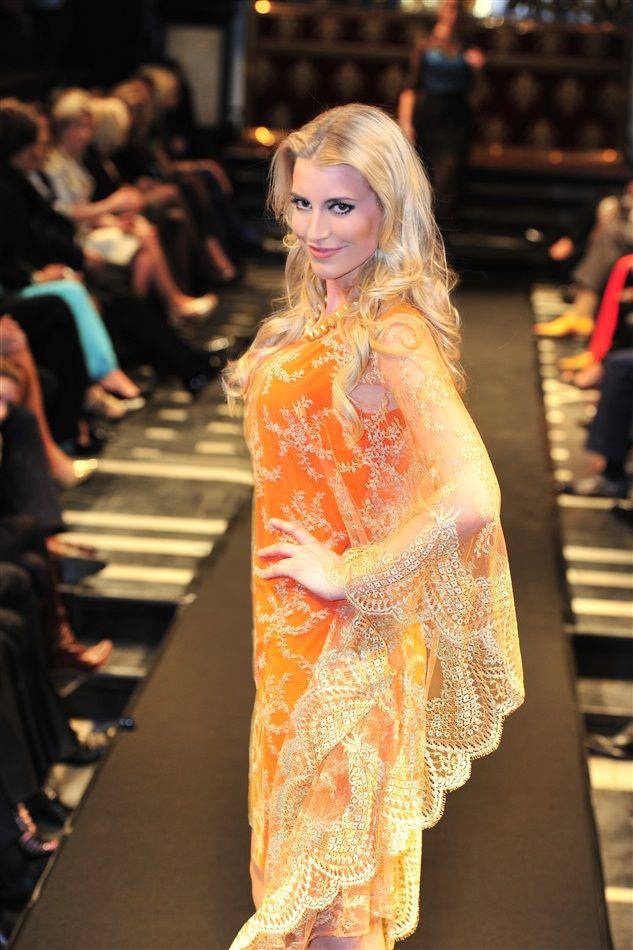 Miss Earth Netherlands 2013 Wendy Kristy Hoogerbrugge